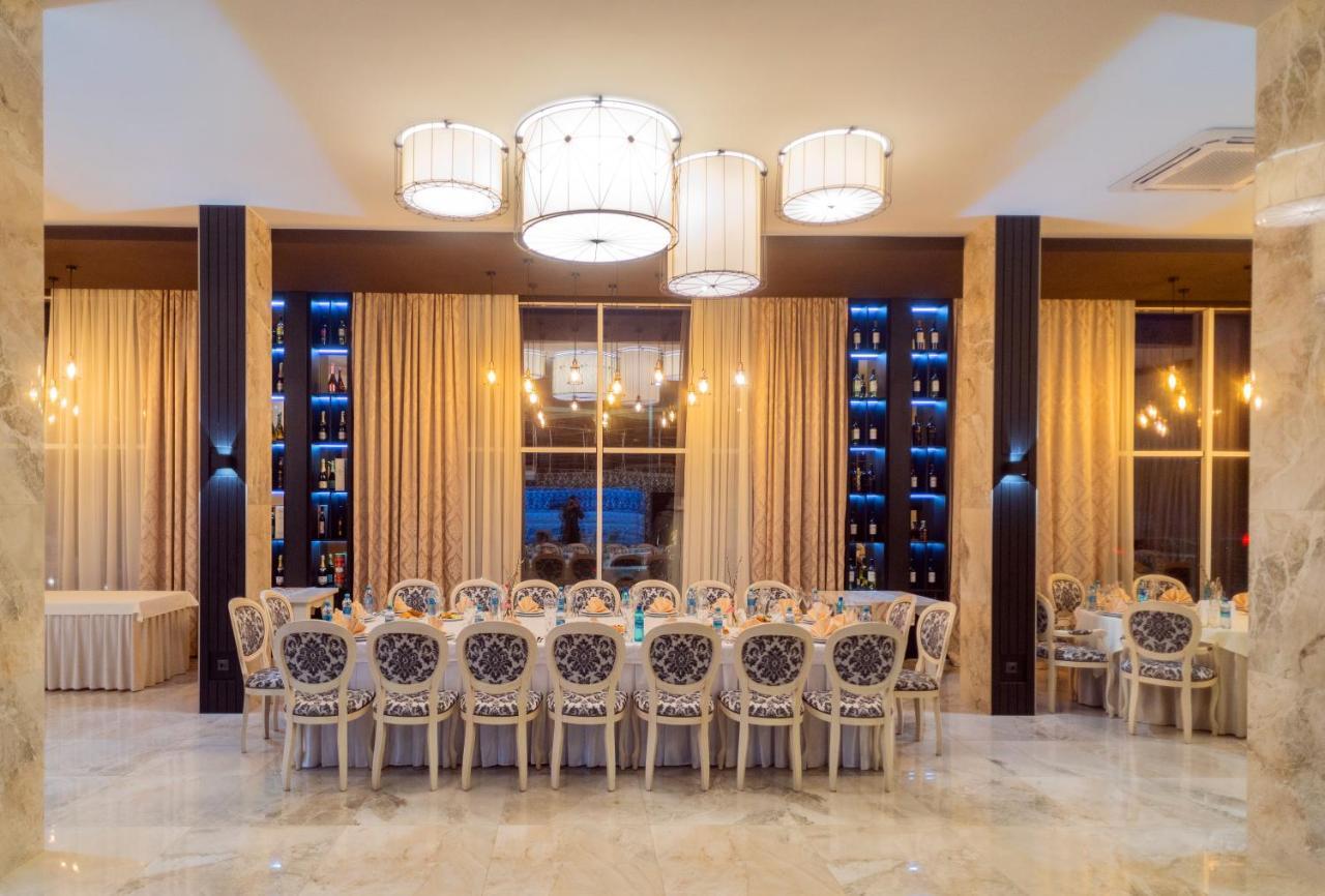 Hotel Manhattan Hotel&restaurant 4*