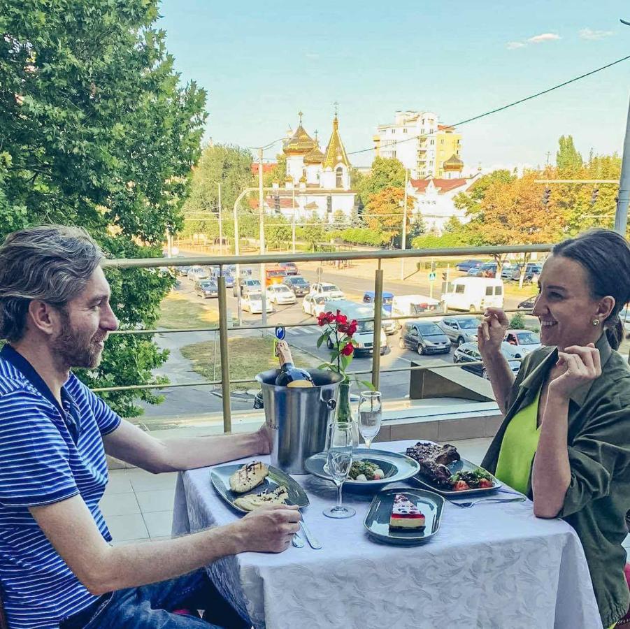 Manhattan Hotel&restaurant Hotel Chişinău