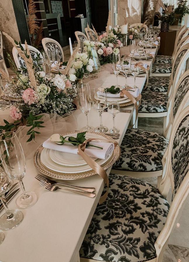 Manhattan Hotel&restaurant Chişinău