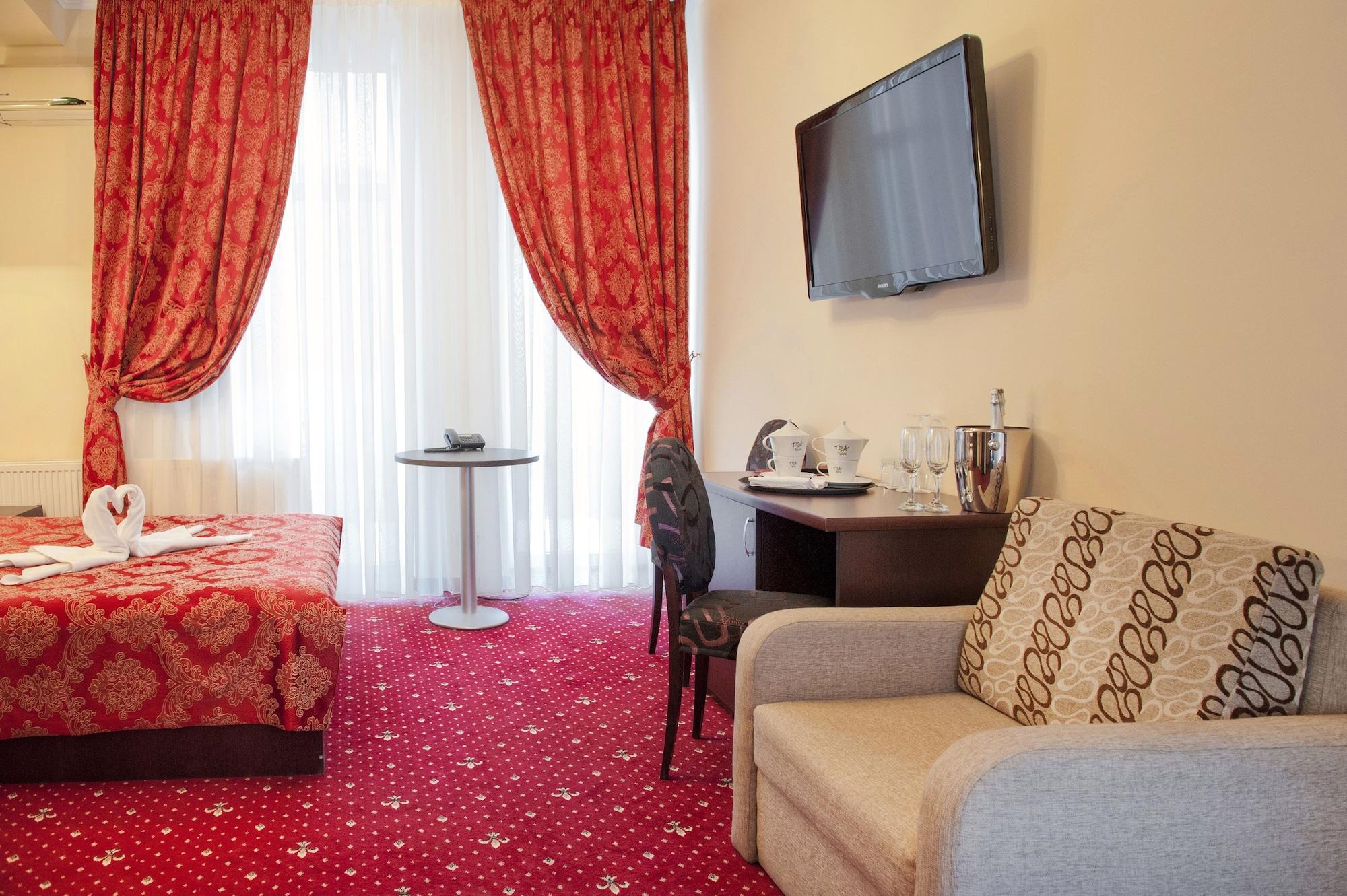 Manhattan Hotel&restaurant 4*