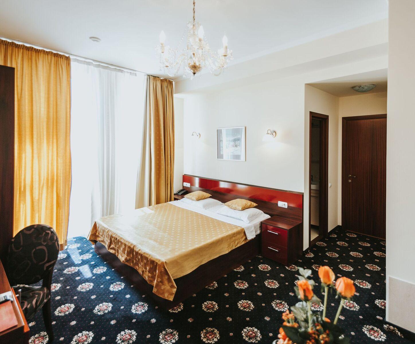 Manhattan Hotel&restaurant Chişinău